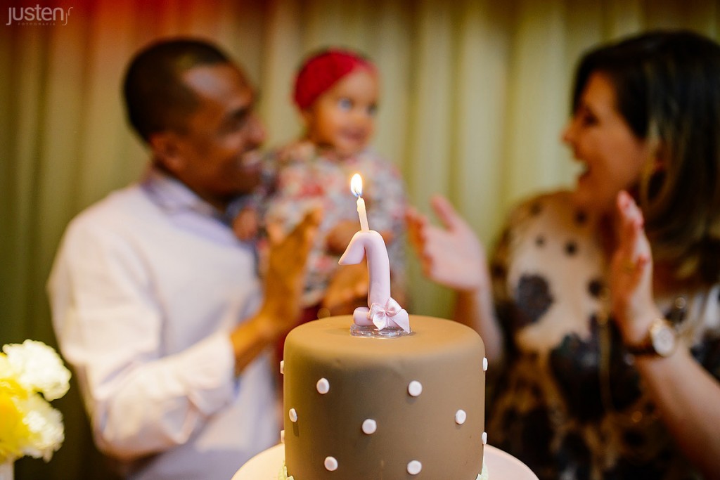 Aniversário infantil fina festas criança feliz parabens
