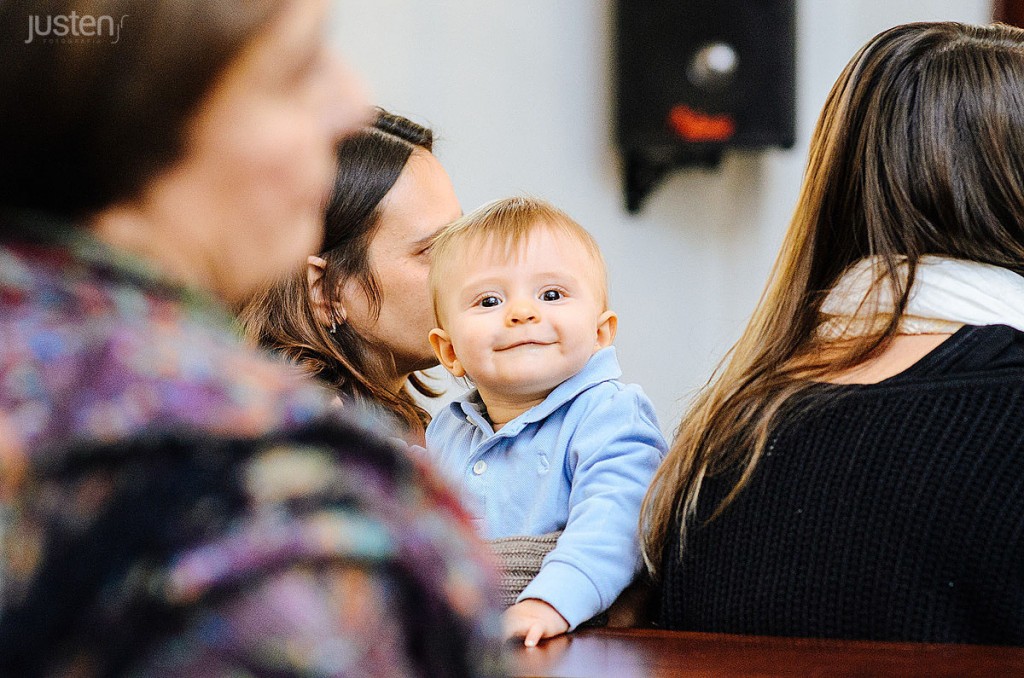 Bebe sorrindo